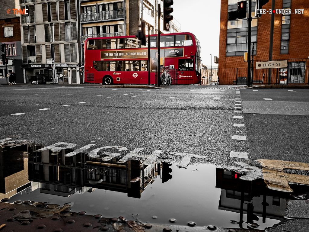 Red bus in London Stratford ©Damiano Nigro